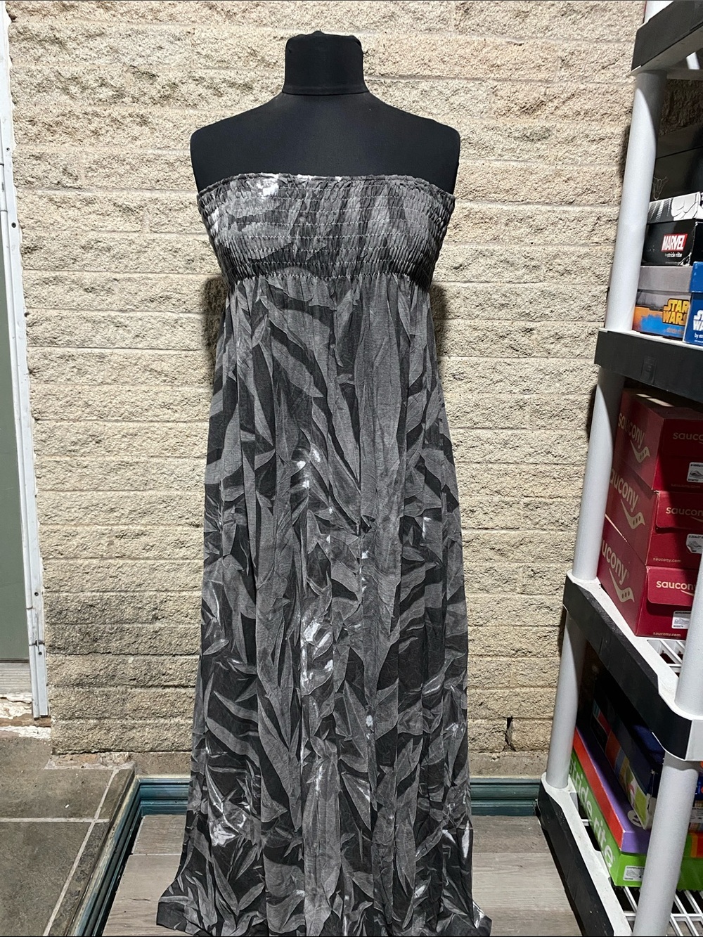 Sisley Strapless Black and Gray Leaf-Print Maxi Dress